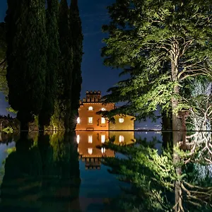 Castel Morino Bed & Breakfast