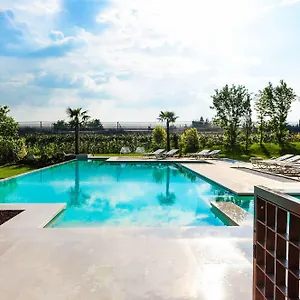  Country house Belvivere